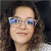 Universitaria, apoyo a nivel primaria y secundaria